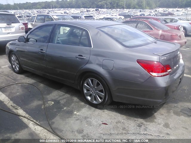 4T1BK36B46U149540 - 2006 TOYOTA AVALON XL/XLS/TOURING/LIMITED GRAY photo 3