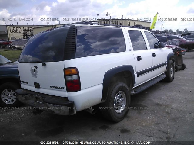 3GNGK26GX2G131712 - 2002 CHEVROLET SUBURBAN K2500 WHITE photo 4