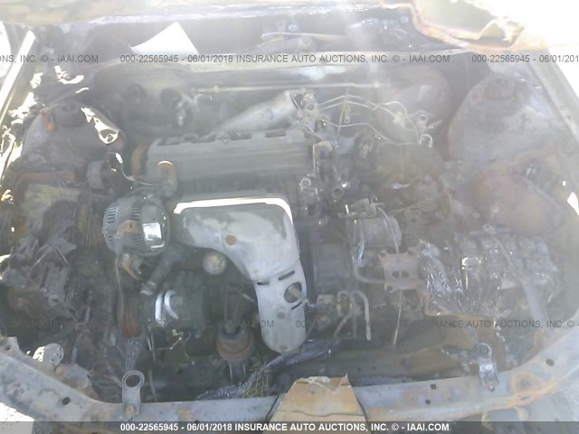 4T1BG22KXVU789204 - 1997 TOYOTA CAMRY CE/LE/XLE SILVER photo 10