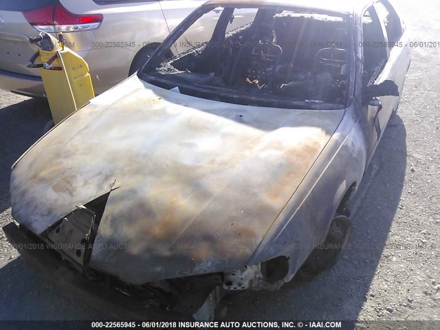 4T1BG22KXVU789204 - 1997 TOYOTA CAMRY CE/LE/XLE SILVER photo 6