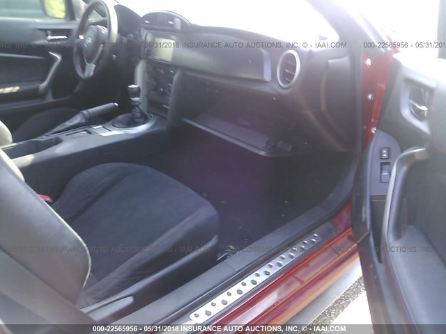 JF1ZNAA16D1701170 - 2013 TOYOTA SCION FR-S წითელი ფოტო 5