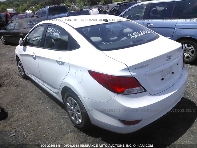 KMHCT4AE1HU278105 - 2017 HYUNDAI ACCENT SE WHITE photo 3