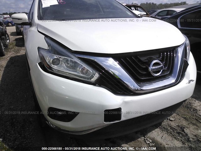 5N1AZ2MG5HN107942 - 2017 NISSAN MURANO S/SL/SV/PLATINUM WHITE photo 6