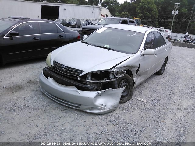 4T1BE32K44U802104 - 2004 TOYOTA CAMRY LE/XLE/SE 灰色 照片 2
