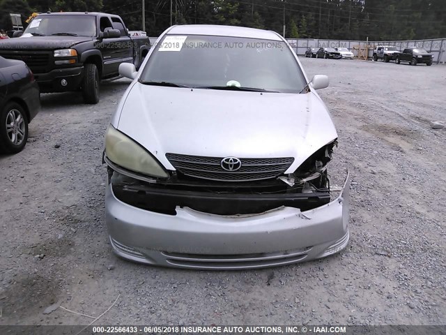 4T1BE32K44U802104 - 2004 TOYOTA CAMRY LE/XLE/SE 灰色 照片 6