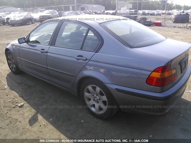 WBAAZ33494KP88603 - 2004 BMW 325 IS SULEV BLUE photo 3