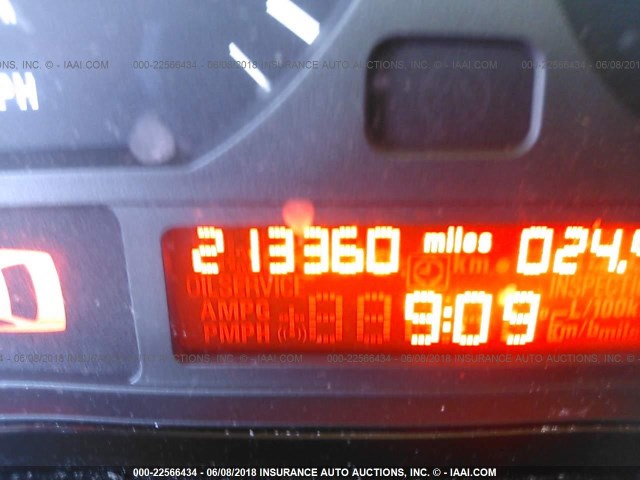 WBAAZ33494KP88603 - 2004 BMW 325 IS SULEV BLUE photo 7