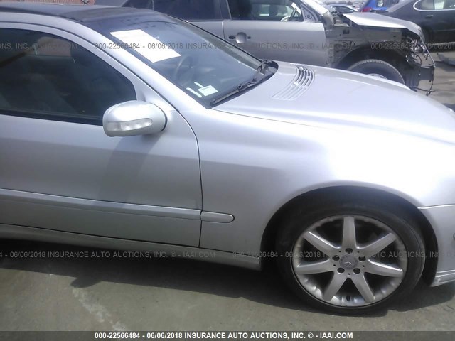 WDBRN47JX2A362671 - 2002 MERCEDES-BENZ C 230K SPORT COUPE SILVER photo 6