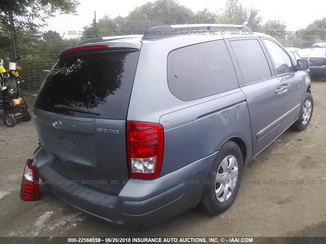 KNDMC233076041049 - 2007 HYUNDAI ENTOURAGE GLS/SE/LIMITED Light Blue photo 4