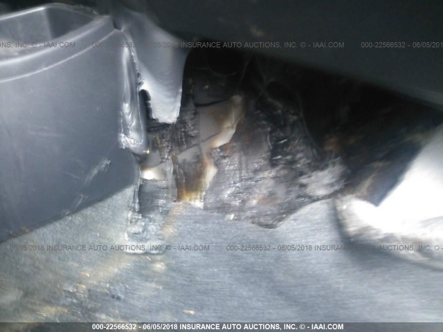 ML32F3FJ6HHF06878 - 2017 MITSUBISHI MIRAGE G4 ES ვერცხლისფერი ფოტო 6