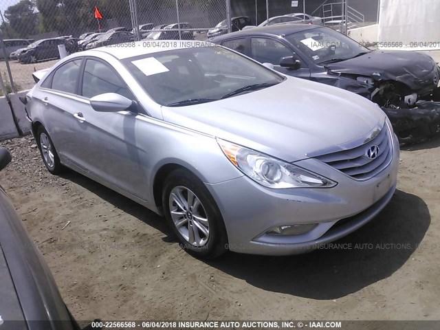 5NPEB4AC9DH749629 - 2013 HYUNDAI SONATA GLS SILVER photo 1