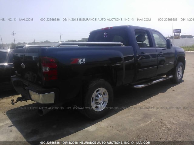 1GCHK636X9F185216 - 2009 CHEVROLET SILVERADO K2500 HEAVY DUTY LTZ Dark Blue photo 4