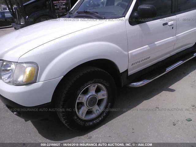 1FMZU67E91UC47491 - 2001 FORD EXPLORER SPORT TR  WHITE photo 6