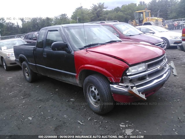 1GCDT19X538225115 - 2003 CHEVROLET S TRUCK S10 RED photo 1