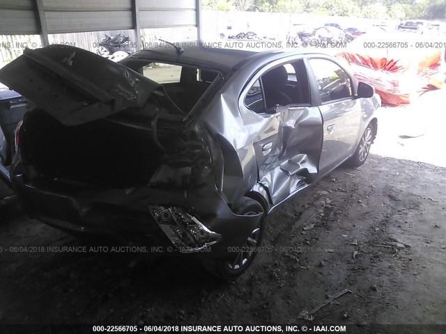 ML32F3FJ4JHF03967 - 2018 MITSUBISHI MIRAGE G4 ES Gümüş foto 4