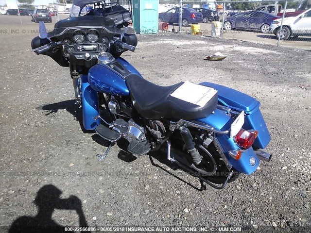 1HD1FCW145Y669819 - 2005 HARLEY-DAVIDSON FLHTCUI BLUE photo 3