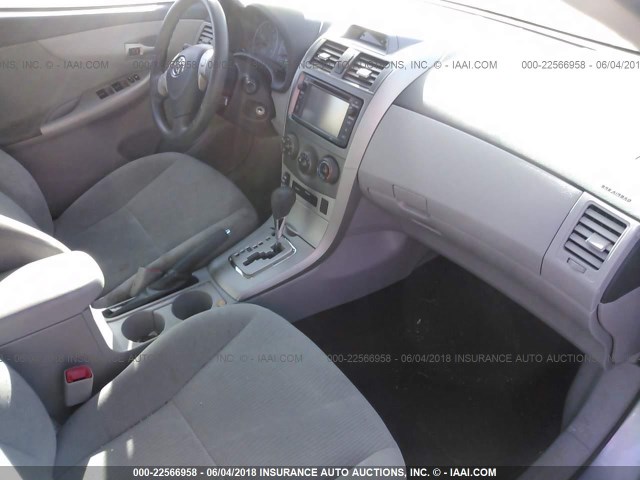 2T1BU4EEXCC885200 - 2012 TOYOTA COROLLA S/LE SILVER photo 5