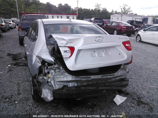 KMHDU46D39U805953 - 2009 HYUNDAI ELANTRA GLS/SE SILVER photo 6