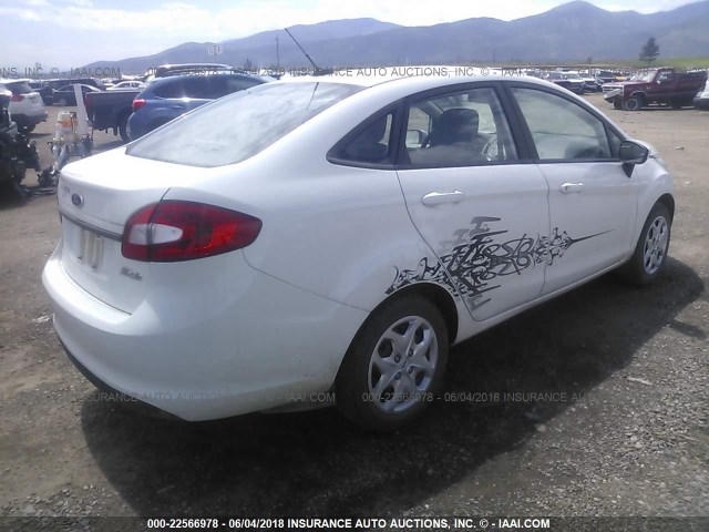 3FADP4AJ5BM106803 - 2011 FORD FIESTA S WHITE photo 4