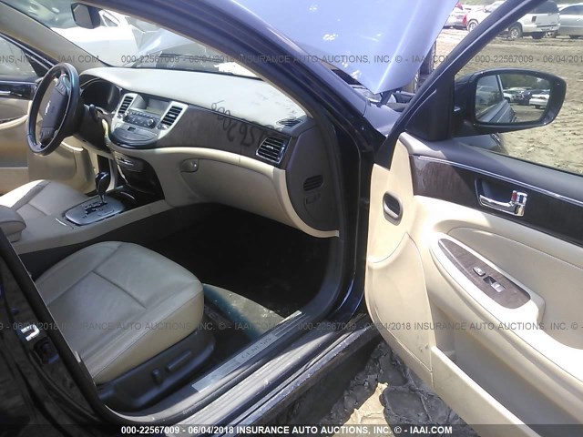 KMHGC4DE3BU117646 - 2011 HYUNDAI GENESIS 3.8L Navy photo 5