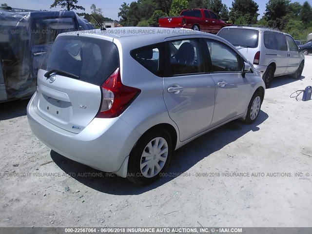 3N1CE2CPXFL423315 - 2015 NISSAN VERSA NOTE S/S PLUS/SV/SL/SR SILVER photo 4