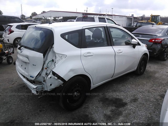 3N1CE2CP0FL389076 - 2015 NISSAN VERSA NOTE S/S PLUS/SV/SL/SR WHITE photo 4