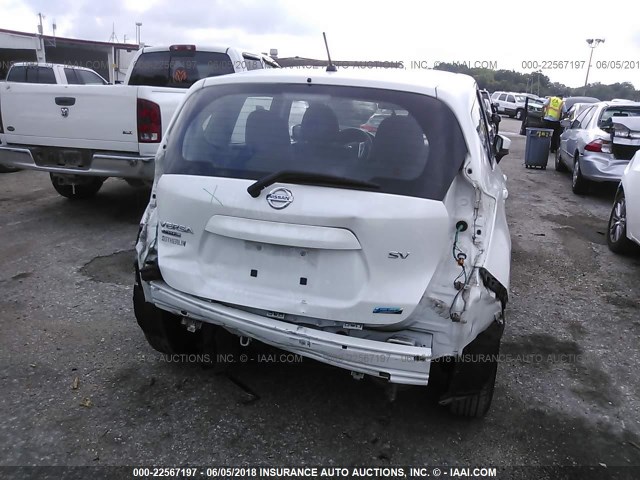 3N1CE2CP0FL389076 - 2015 NISSAN VERSA NOTE S/S PLUS/SV/SL/SR WHITE photo 6