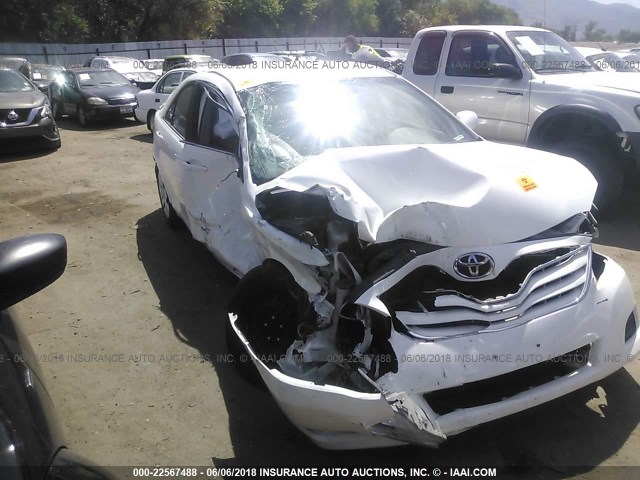 4T4BF3EK9AR057845 - 2010 TOYOTA CAMRY SE/LE/XLE 白色 照片 1