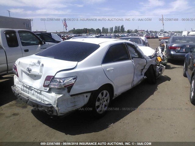 4T4BF3EK9AR057845 - 2010 TOYOTA CAMRY SE/LE/XLE WHITE photo 4