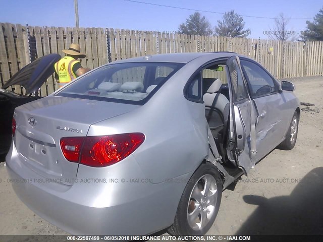 KMHDU46D88U474124 - 2008 HYUNDAI ELANTRA GLS/SE/LIMITED SILVER photo 4