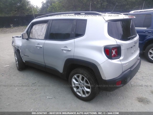 ZACCJBBT0FPB56712 - 2015 JEEP RENEGADE LATITUDE SILVER photo 3