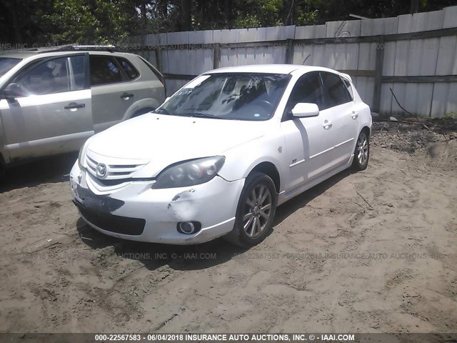 JM1BK143941176719 - 2004 MAZDA 3 HATCHBACK WHITE photo 2