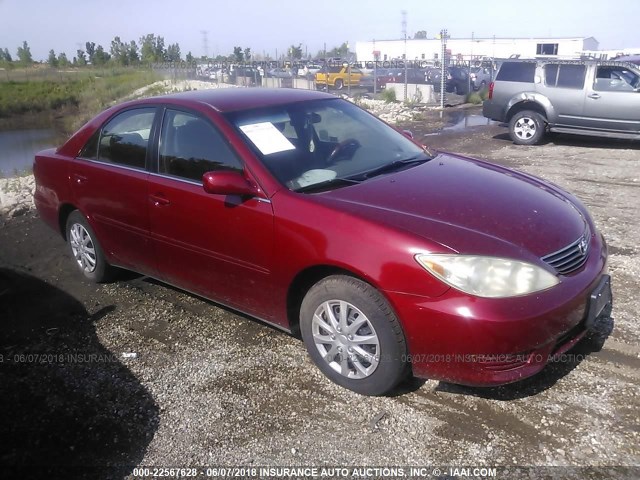 4T1BE32K85U413936 - 2005 TOYOTA CAMRY LE/XLE/SE 栗色 照片 1