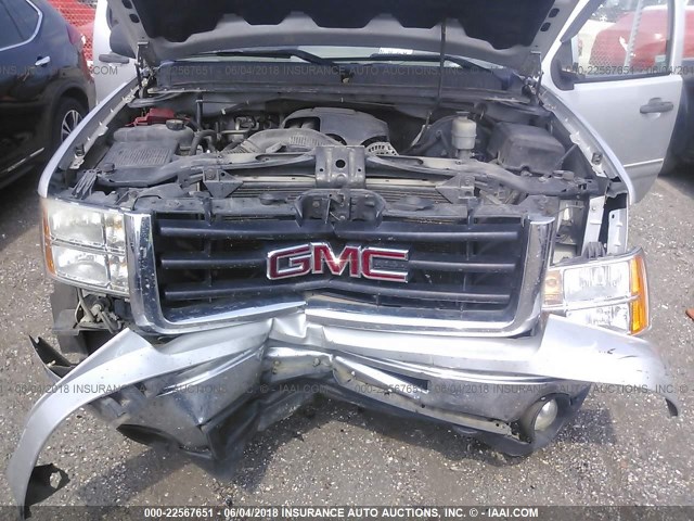 3GTP2VE34BG116261 - 2011 GMC SIERRA K1500 SLE SILVER photo 10