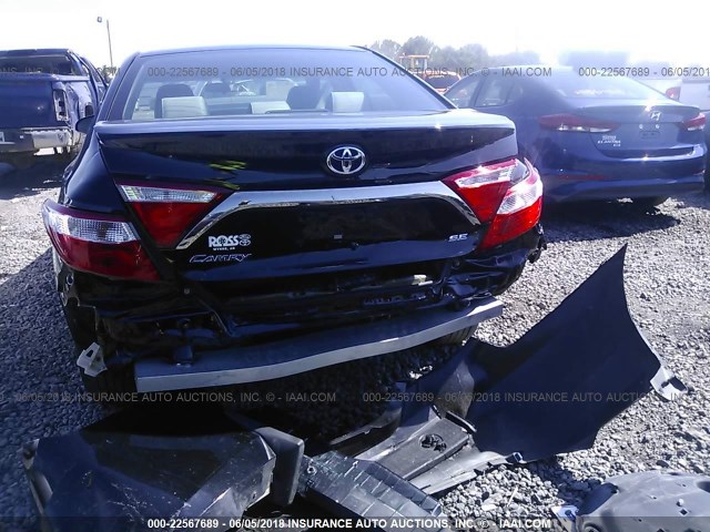 4T1BF1FK6GU535581 - 2016 TOYOTA CAMRY LE/XLE/SE/XSE BLACK photo 6