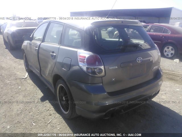 2T1KR32E15C467188 - 2005 TOYOTA COROLLA MATRIX XR GRAY photo 3