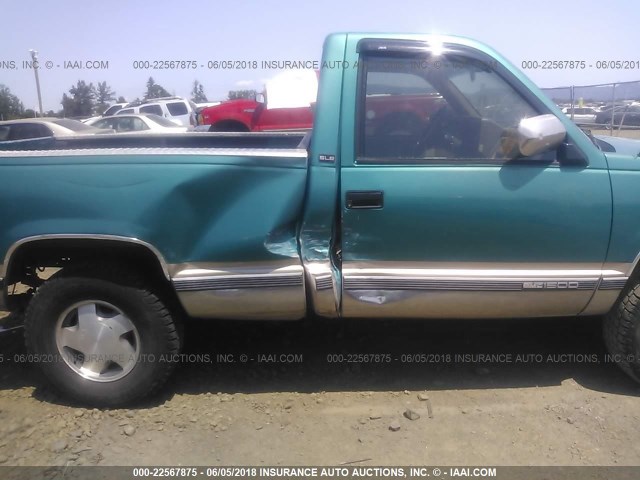 1GTEK14KXPZ542035 - 1993 GMC SIERRA K1500 GREEN photo 6