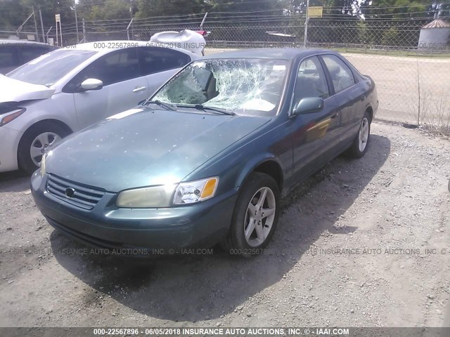 4T1BG22K9WU270954 - 1998 TOYOTA CAMRY CE/LE/XLE GREEN photo 2