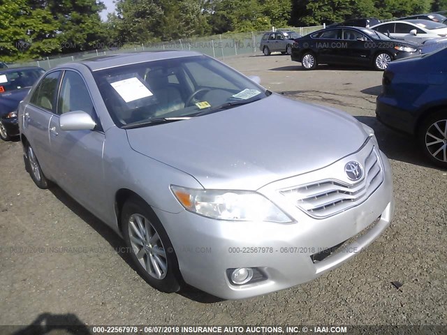 4T1BK3EK9AU100585 - 2010 TOYOTA CAMRY SE/LE/XLE 银色 照片 1