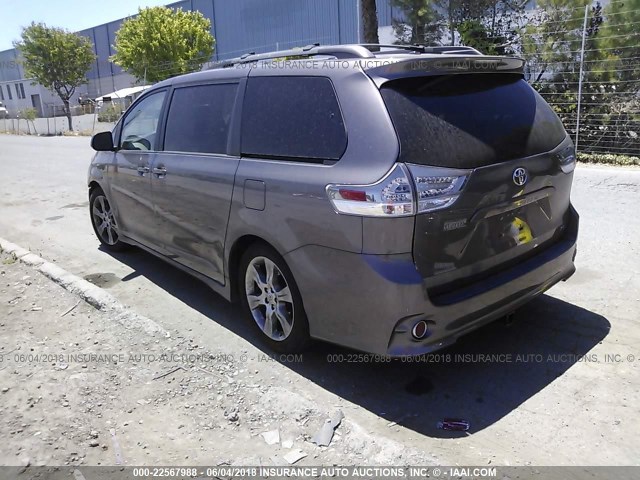 5TDXK3DC9BS171733 - 2011 TOYOTA SIENNA SPORT 灰色 照片 3