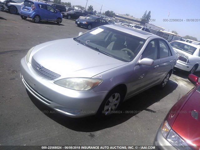4T1BE32K14U328399 - 2004 TOYOTA CAMRY LE/XLE/SE 银色 照片 2
