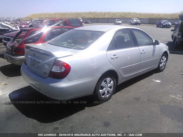 4T1BE32K14U328399 - 2004 TOYOTA CAMRY LE/XLE/SE SILVER photo 4