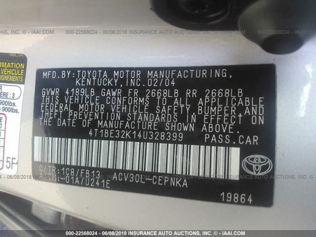 4T1BE32K14U328399 - 2004 TOYOTA CAMRY LE/XLE/SE 银色 照片 9