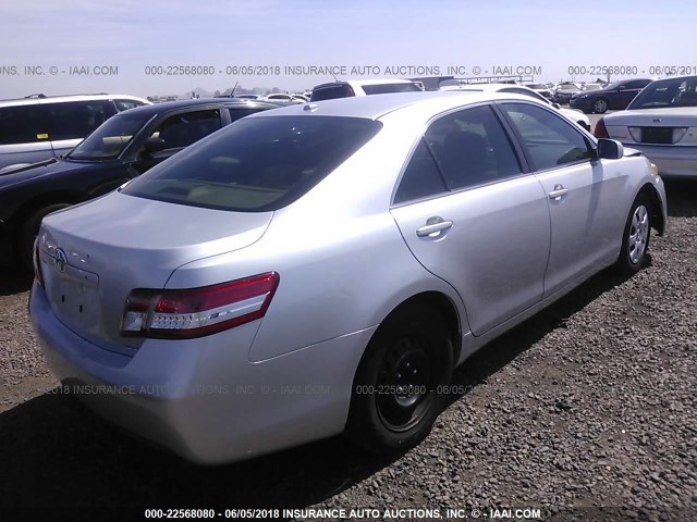 4T1BF3EK2AU032618 - 2010 TOYOTA CAMRY SE/LE/XLE 银色 照片 4