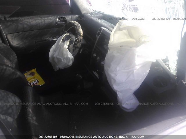 JTLKT324664085949 - 2006 TOYOTA SCION XB WHITE photo 5