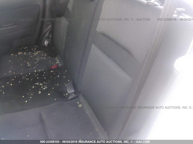 JTLKT324664085949 - 2006 TOYOTA SCION XB WHITE photo 8