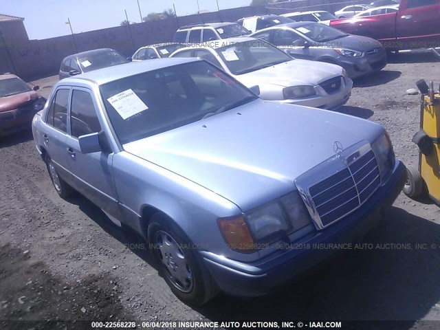 WDBEA34E3NB768964 - 1992 MERCEDES-BENZ 400 E BLUE photo 1