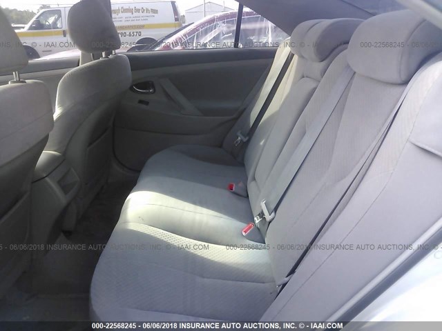 4T1BE46K78U204689 - 2008 TOYOTA CAMRY CE/LE/XLE/SE SILVER photo 8