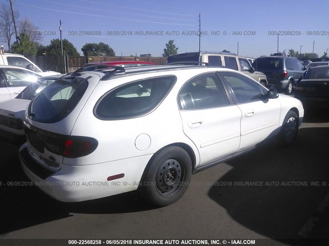 1FAFP58U15A114638 - 2005 FORD TAURUS SE WHITE photo 4