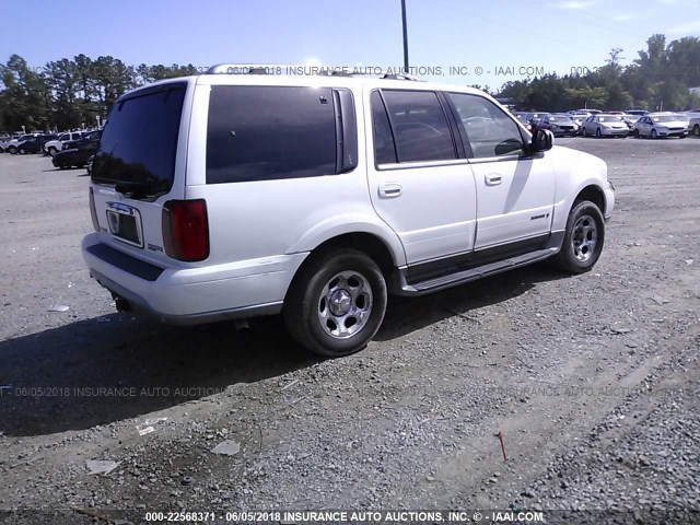 5LMFU28A41LJ03454 - 2001 LINCOLN NAVIGATOR WHITE photo 4